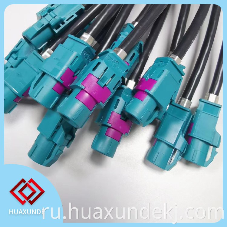 Chassis power connection cable